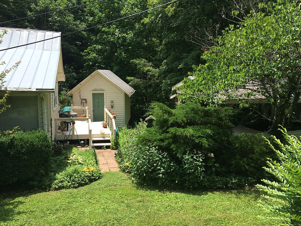 2nd image of 380 Bluegrass Rd