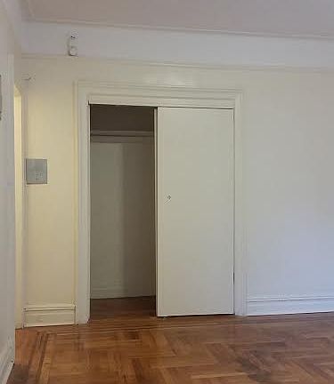 5th image of 89 Crooke Ave APT 4G