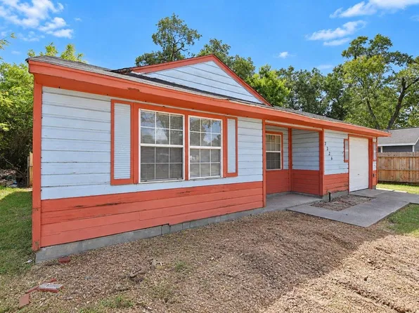 7326 Sterlingshire St, Houston, TX 77016
