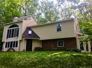 85 Laurel Rd, Guilford, CT 06437