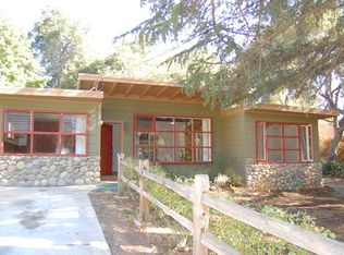 348 Apricot St, Oak View, CA 93022