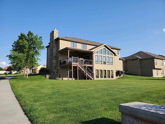 4th image of 7950 Shadow Lake Dr