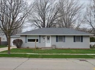 1504 W 3rd St, Kimberly, WI 54136