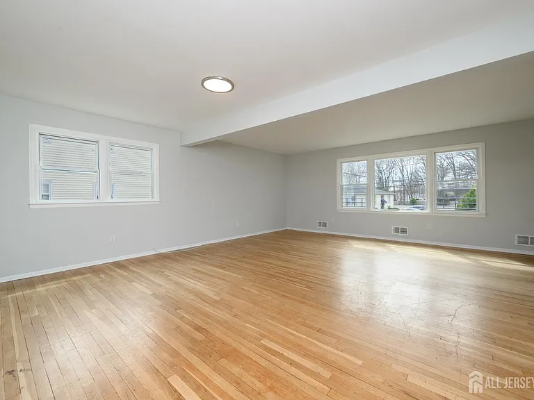 796 Inman Ave #1 — Photo 13