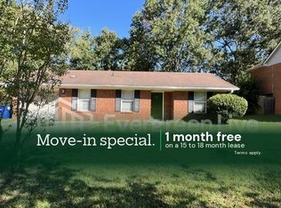 108 Swing Ct, Raeford, NC 28376