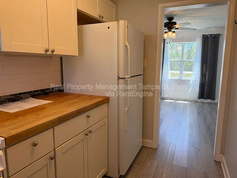 6900 Miami Dr #1 — Photo 9