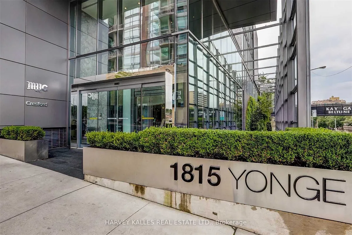 Building Photo - 1815 Yonge St #2502