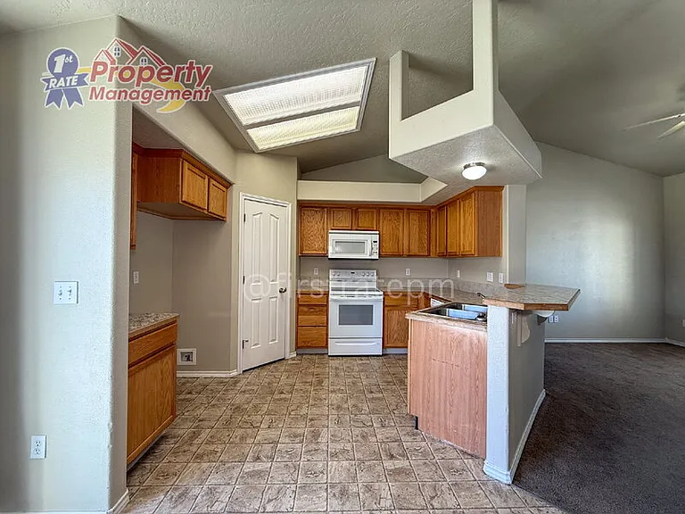 1491 W Verbena Dr — Photo 10