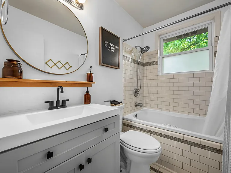 205 Cedar Dr — Photo 20