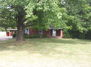 1900 County Road 1950 E, Crossville, IL 62827
