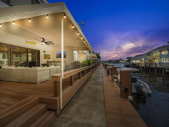4th image of 732 NE 12th Terrace #2