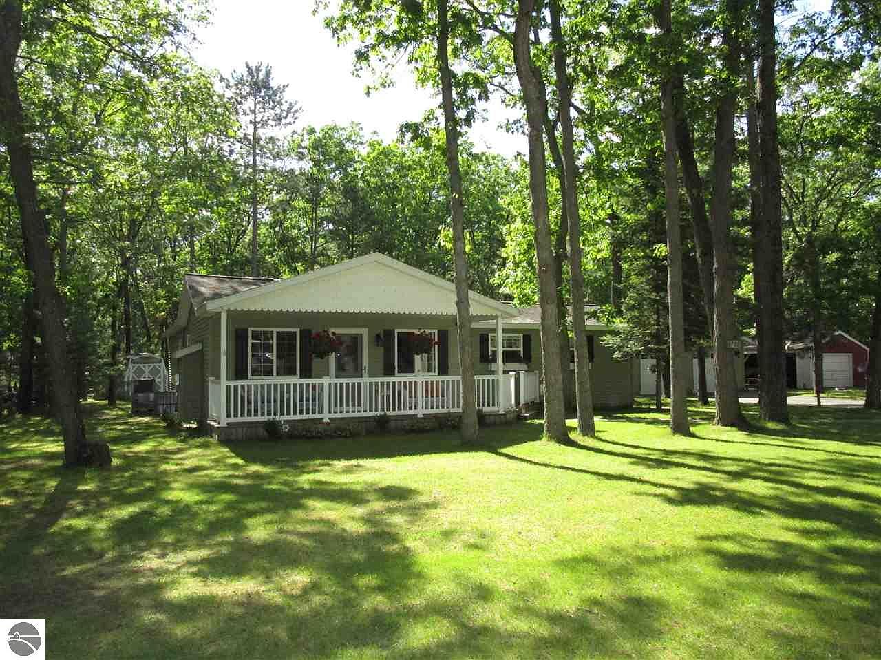 2780 Island Lake Dr, National City, MI 48748 Zillow