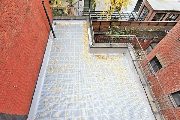 Rented by JK Dansar Corp | media 15