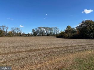 168 Burlington Path Rd, Cream Ridge, NJ 08514