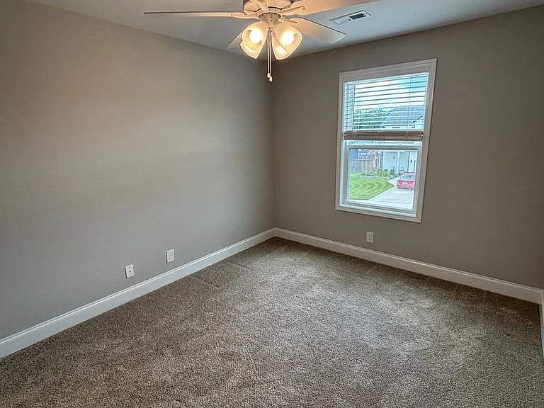 906 Recurve Ct — Photo 30