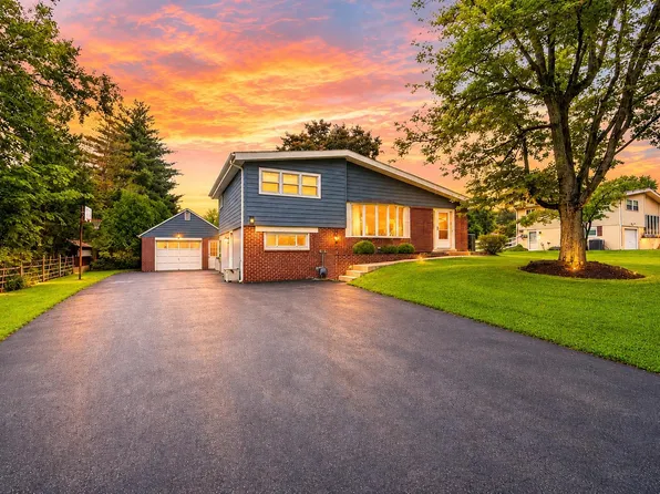 1649 Muhlenburg Dr, Blue Bell, PA 19422