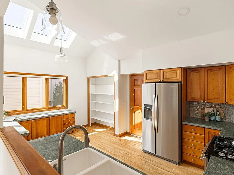 3966 Promontory Ct — Photo 5