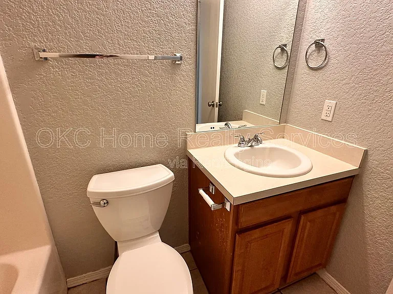 5520 Bush Creek Way — Photo 22