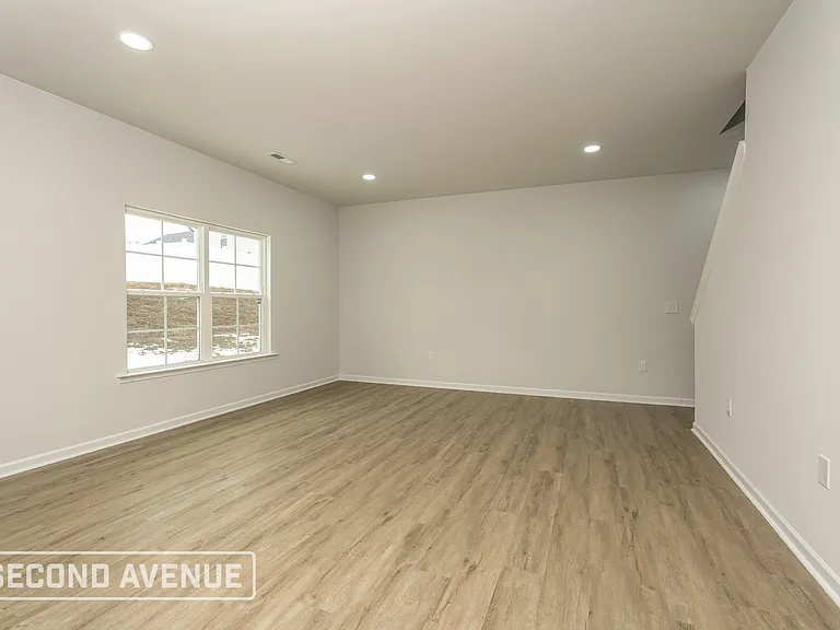 486 Everidge Rd — Photo 9