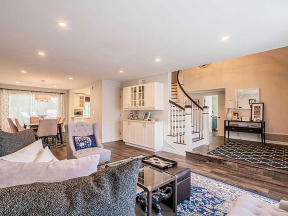 3rd image of 164 Greenmeadow Ave