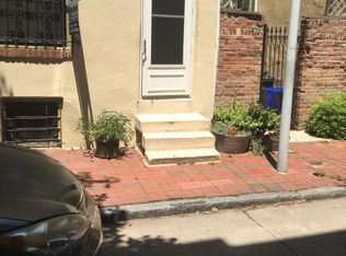 1029 Waverly St, Philadelphia, PA 19147