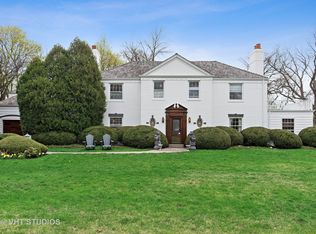 1119 Elm Ridge Dr, Glencoe, IL 60022