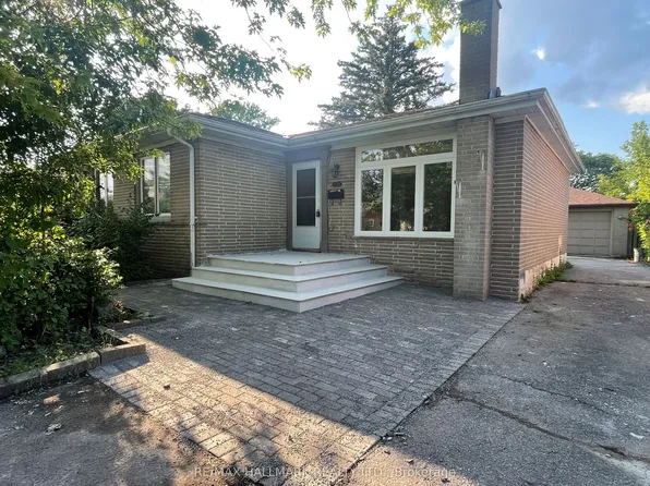 116 Cartier Cres, Richmond Hill, ON L4C 2N6