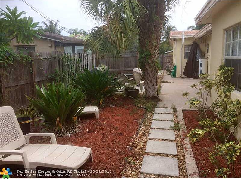 2nd image of 1599 NE 34th St
