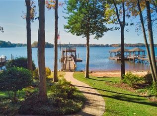 16031 N Point Rd, Huntersville, NC 28078