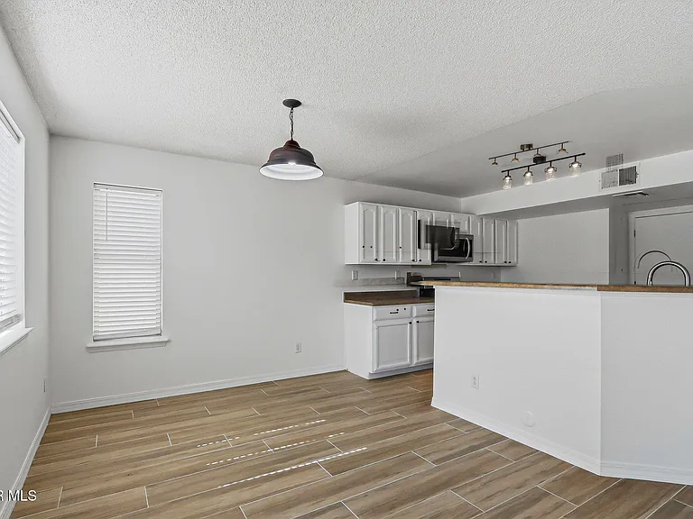 11961 Mesquite Miel Dr — Photo 13
