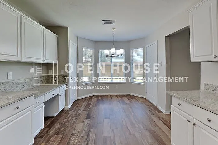 16803 Cobbler Crossing Dr — Photo 6
