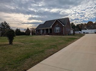 115 Emma Ln, Statesville, NC 28625