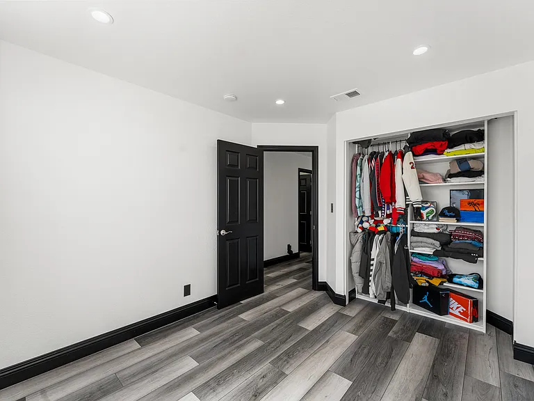 43721 Yaffa St — Photo 11