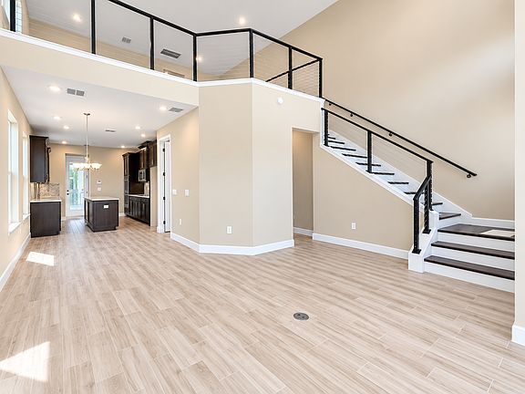 3rd image of 7349 Alpine Butterfly Ln