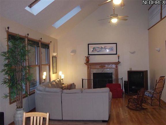 2nd image of 32089 Country Club Dr