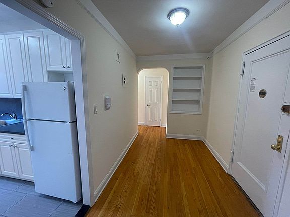 5th image of 53-01 32nd Ave #6M