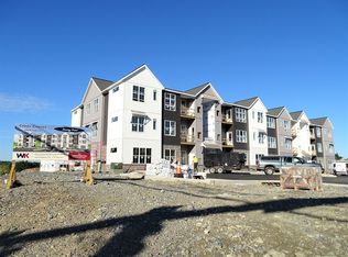 300 Creek Corner Dr APT 17, Ephrata, PA 17522