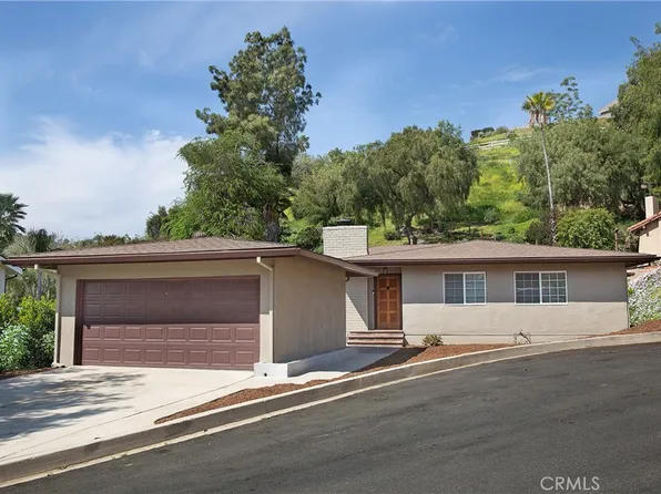 10335 Valley Glow Dr, Sunland, CA 91040
