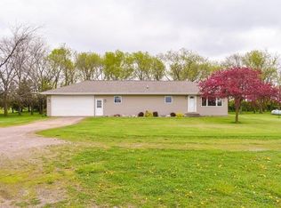 1868 240th Ave, Granada, MN 56039