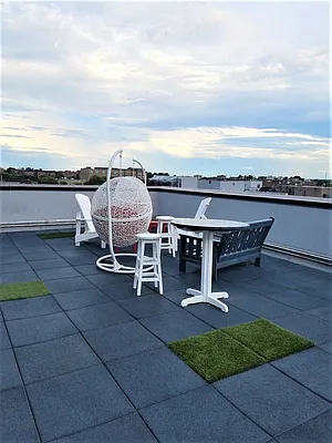 Rented by Space Link Realty | media 5