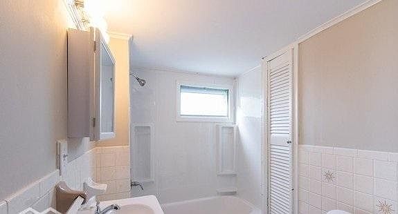 2nd image of 1263 Nordica Ln