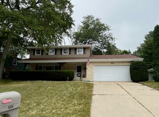 4864 Brookview Rd, Rockford, IL 61107