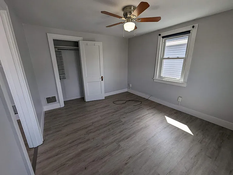 1116 Muldowney Ave — Photo 16