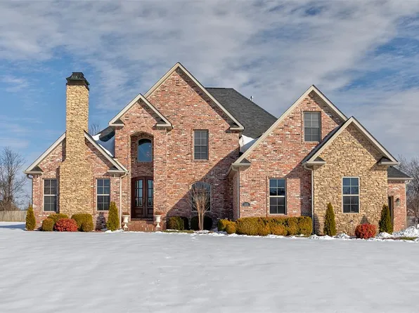 1353 Scout Trl, Siloam Springs, AR 72761