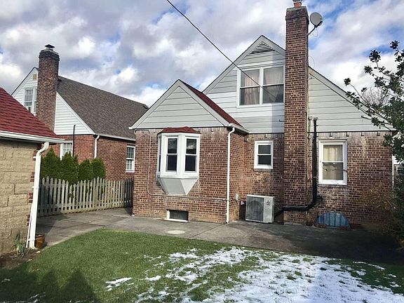 2nd image of 8240 257th St