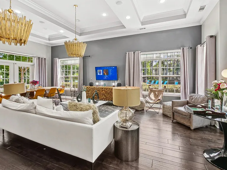 The Grove at Greenleaf — Photo 18