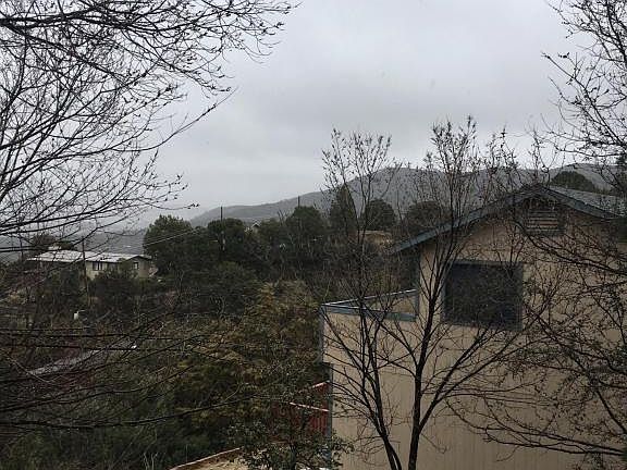 4th image of 659 E Robinson Dr