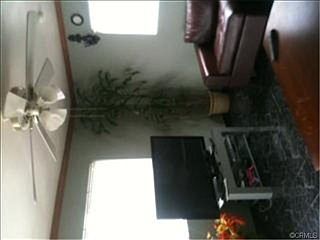 4th image of 12124 208th St
