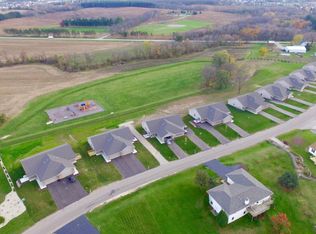 5697 Southdown Ln, Roscoe, IL 61073