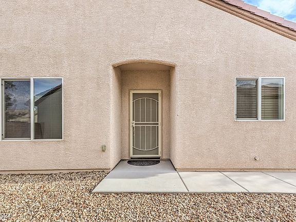 5th image of 7428 Petrel St